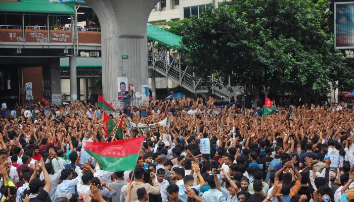 ​‘মবতন্ত্র’ বন্ধ না হলে সরকারের বিরুদ্ধে কর্মসূচির হুঁশিয়ারি ছাত্রদলের