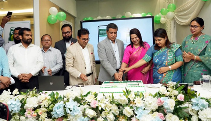 ​ঢাকার ডিসির উদ্যোগে চালু হলো ‘হ্যালো ডিসি’ অ্যাপ, এক ক্লিকেই মিলবে সেবা