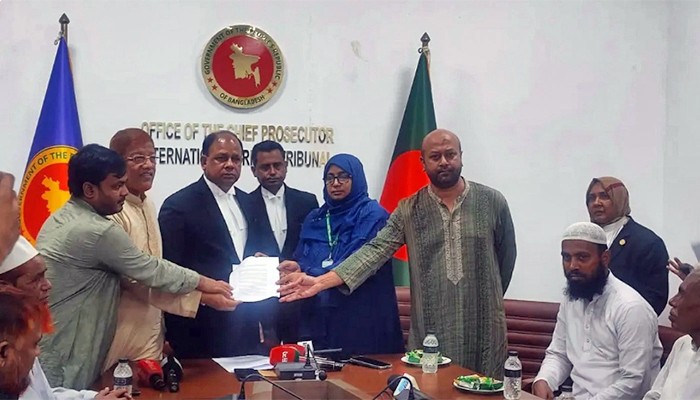 ​জুলাই গণহত্যার দ্রুত বিচার চেয়ে ১১ দলীয় ঐক্যের স্মারকলিপি