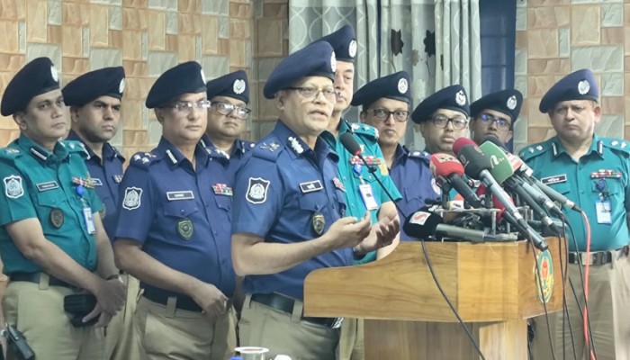 চাঁদাবাজি নির্মূলে শিগগিরই নতুন আইন আসছে