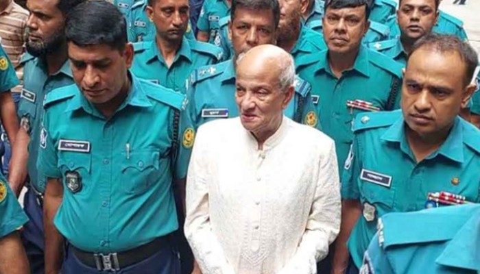 ​কারাগার থেকে হাসপাতালে সাবেক প্রতিমন্ত্রী কামাল মজুমদার