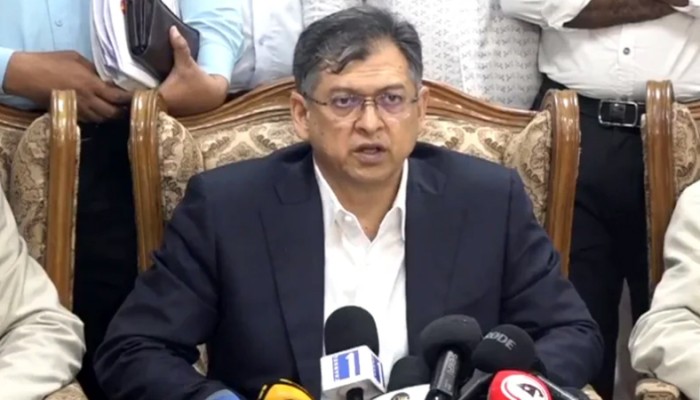 ​দলপ্রধান প্রধানমন্ত্রী হতে পারবেন না, এটা গণতন্ত্রবিরোধী: সালাহউদ্দিন