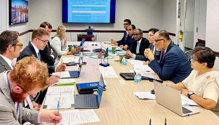 ​যুক্তরাষ্ট্র-বাংলাদেশ শুল্ক আলোচনা: প্রথম দিনে মিলেছে শুল্ক হ্রাসের ইঙ্গিত