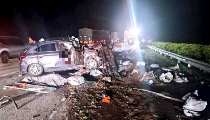 ​মালয়েশিয়ায় সড়কে ঝরল ৩ বাংলাদেশির প্রাণ