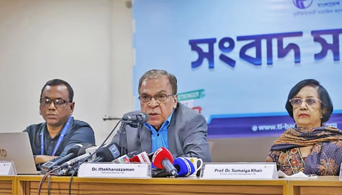 ​এনসিপি কিংস পার্টি, তাদের দুজন সরকারে: টিআইবি