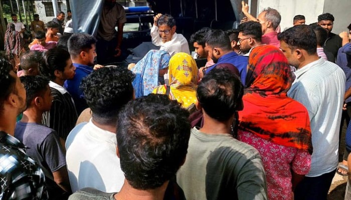 ​সুনামগঞ্জে অটোরিকশায় বাসের ধাক্কা, নিহত ৩