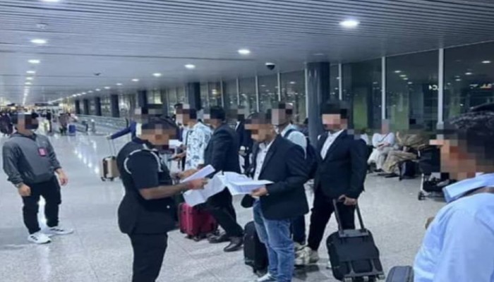 ​মালয়েশিয়ায় বিমানবন্দরে ২৬ বাংলাদেশি আটক