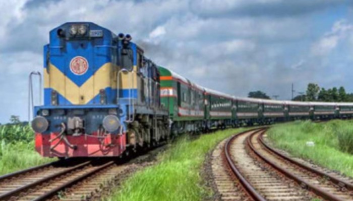 ​পদ্মা-যমুনার সংযোগেও পশ্চিমাঞ্চলের রেলসেবা অন্ধকারে!