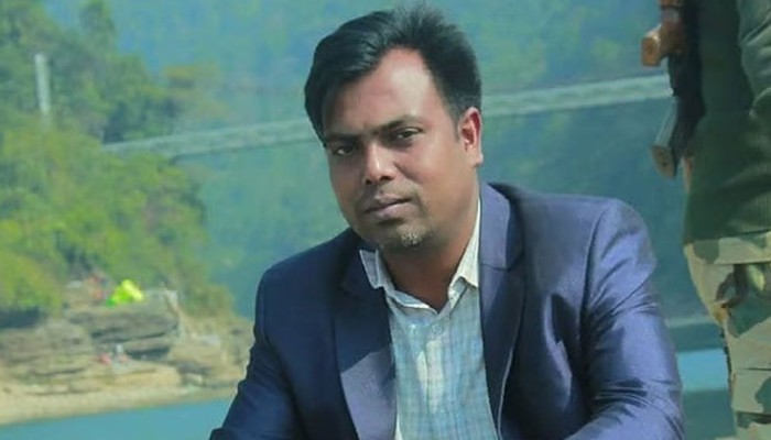 ​সাংবাদিক হত্যা: ঘটনার সূত্রপাত হানিট্র্যাপ থেকে, আটক ৫