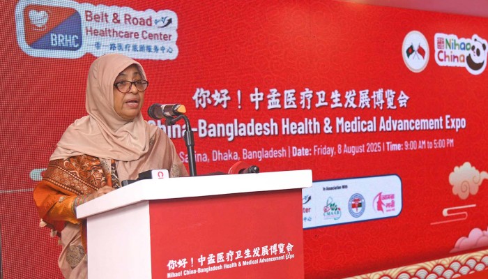 ​চীনের জনগণ-সরকারের প্রতি আমরা কৃতজ্ঞ: স্বাস্থ্য উপদেষ্টা