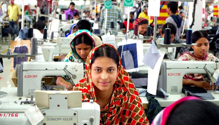 ​বিশ্বে পোশাক রপ্তানিতে শীর্ষে চীন, বাংলাদেশ ও ভিয়েতনাম
