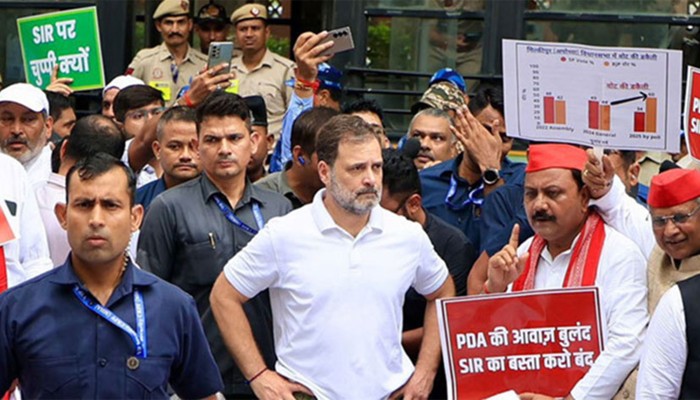 দুই ঘণ্টা পর ছাড়া পেলেন রাহুল-প্রিয়াঙ্কাসহ ৩০ এমপি