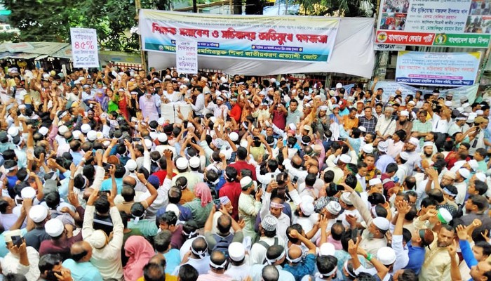 ​সচিবালয়ে প্রতিনিধি দল, সুখবরের আশায় হাজারো শিক্ষক