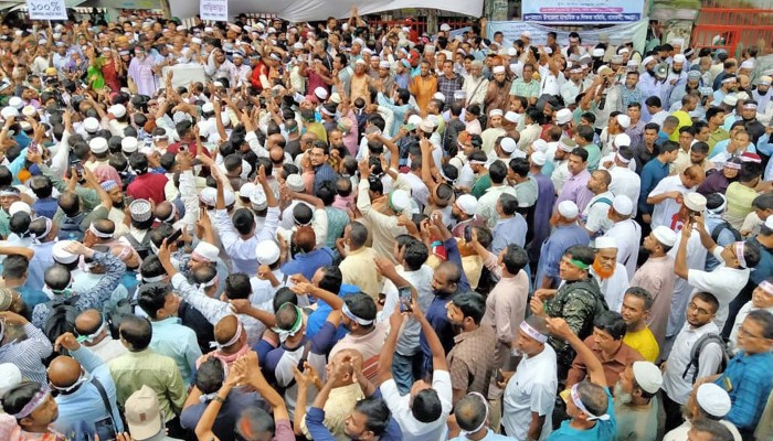 জাতীয়করণের দাবিতে শিক্ষকদের আল্টিমেটাম