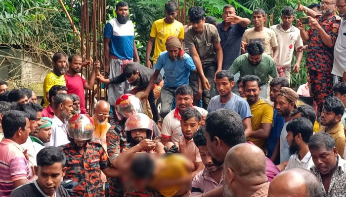 ​পাবনায় সেপটিক ট্যাংকে আটকা পড়ে দুই নির্মাণ শ্রমিকের মৃত্যু