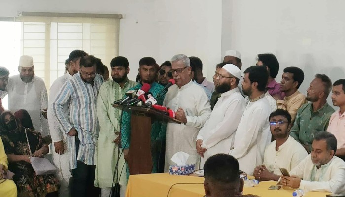 ​ আল্লাহ ছাড়া বিএনপিকে কেউ রুখতে পারবে না : ফারুক