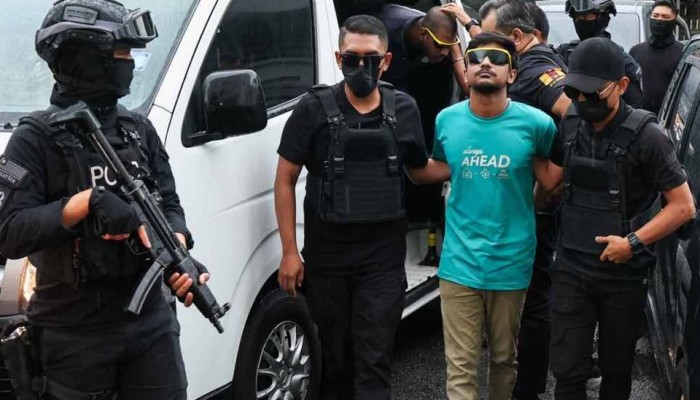 ​মালয়েশিয়ায় দুই বাংলাদেশির বিরুদ্ধে সন্ত্রাসবাদের অভিযোগ