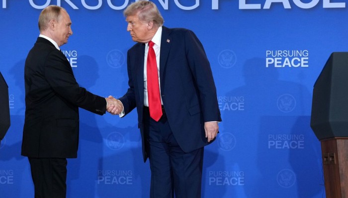 ট্রাম্প-পুতিন ঐতিহাসিক বৈঠকের সিদ্ধান্ত