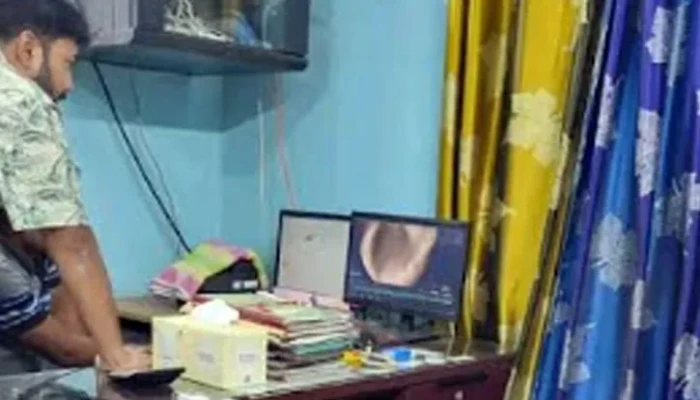 ​খুলনায় কৃষি ব্যাংকের লকার ভেঙে ১৬ লাখ টাকা লুট