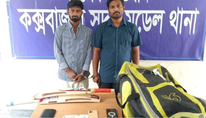 ​ক্রিকেট ব্যাটে ইয়াবা পাচার, বিমানবন্দরে আটক ২