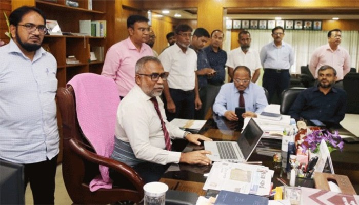 ​ইবির অফিসিয়াল ফেসবুক পেইজের উদ্বোধন