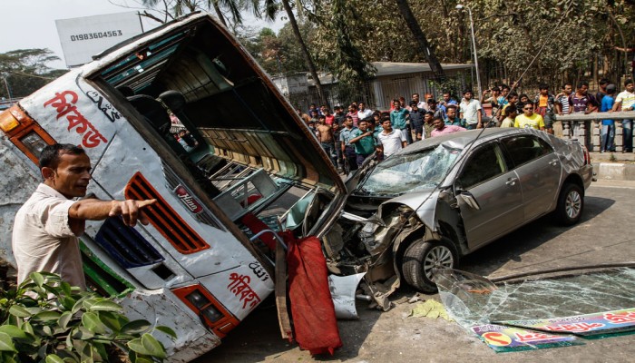 ​সড়কে মৃত্যুর হিসাবে গড়মিল : একেক সংস্থার একেক হিসাব