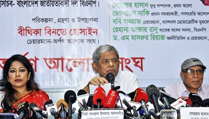 ​উপদেষ্টারা অসহায়, সবকিছু নিয়ন্ত্রণ করছেন আমলারা: মির্জা ফখরুল