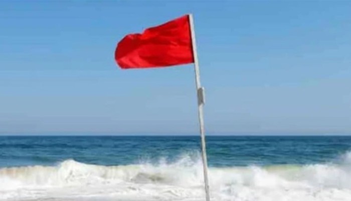 ​দেশের সমুদ্র বন্দরসমূহে ৩ নম্বর সতর্ক সংকেত