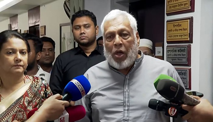 ​ন্যায্য দাবি মানা হবে, আন্দোলনের প্রয়োজন নেই : ফাওজুল কবির