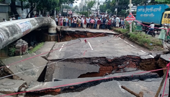 ​৪ কারণে ভেঙেছিল চট্টগ্রামের সেই ব্রিজ, তদন্ত কমিটির ৪ সুপারিশ