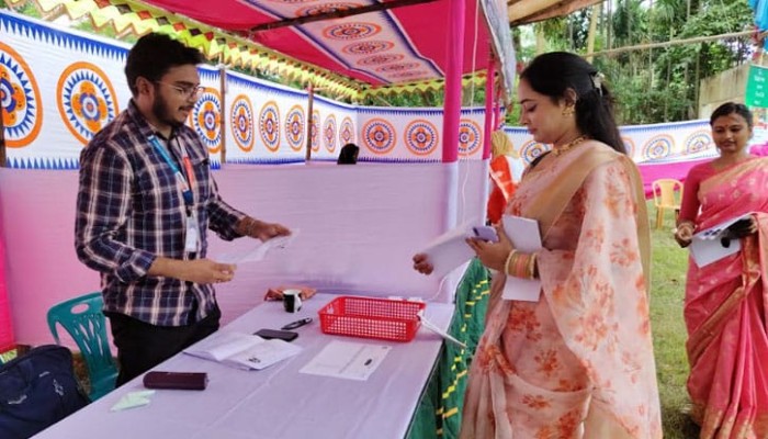 গাজীপুরে চাকরি মেলায় ৮৪ জনের হলো কর্মসংস্থান