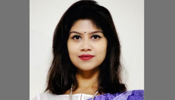 ​ঘুষের বিনিময়ে কাগজপত্র হস্তান্তর, কর কর্মকর্তা বরখাস্ত