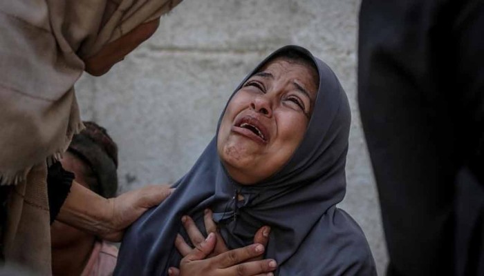 তীব্র বোমাবর্ষণে গাজায় নিহত ৭৩