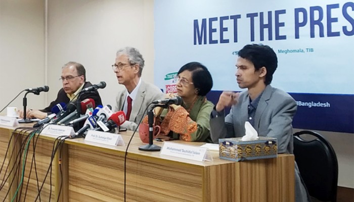 ব্যাংক খাতে কিছু সংস্কারের ফলে ঢালাও অর্থপাচার বন্ধ হয়েছে: টিআইবি