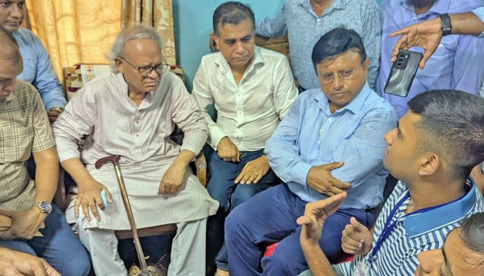 ​তারেক রহমানের আর্থিক সহায়তা পেলেন কিশোর বিজ্ঞানী নাবিল