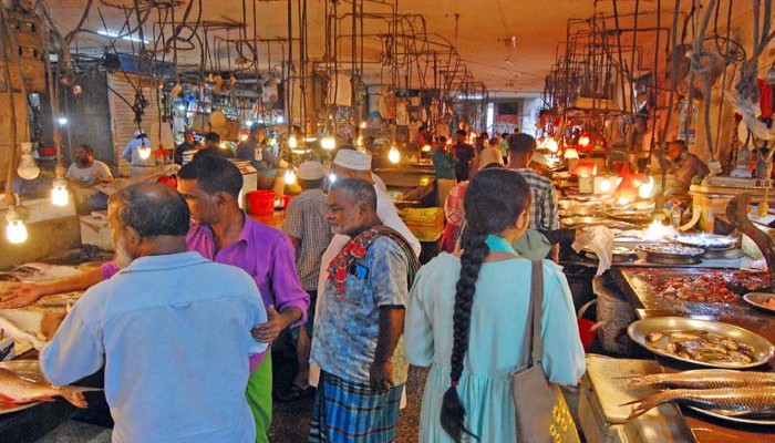 অস্থির নিত্যপণ্যের বাজার