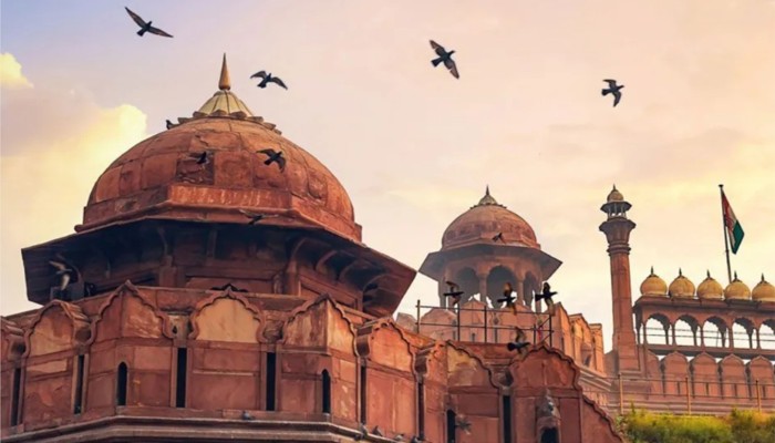 ​কালো হয়ে যাচ্ছে লালকেল্লা, গবেষকদের সতর্কবার্তা