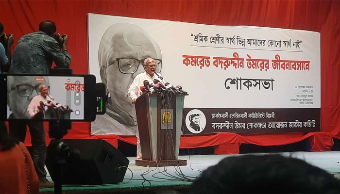 বিপ্লব করতে চাইলে মানুষের কাছে চলে যেতে হবে :  মির্জা ফখরুল