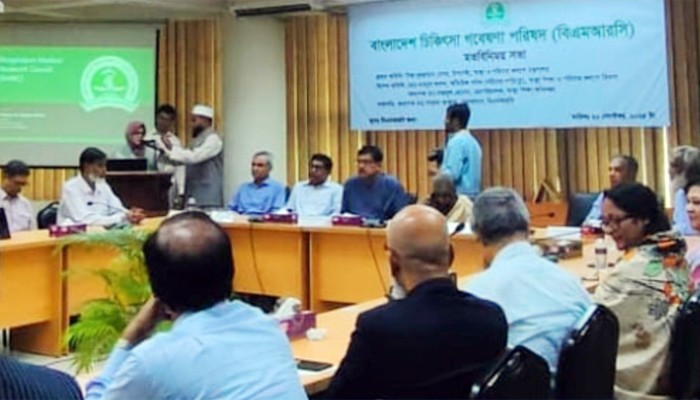 ​স্বাস্থ্য গবেষণায় ভারতের তুলনায় বাংলাদেশে বরাদ্দ ১৯ গুণ কম