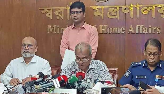 ​দুর্গাপূজা: ২৪ সেপ্টেম্বর থেকে মাঠে থাকবে আইনশৃঙ্খলা বাহিনী