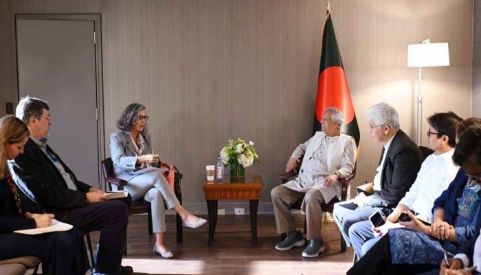 দুর্যোগপ্রবণ এলাকায় জলবায়ু সহনশীল আবাসন চান প্রধান উপদেষ্টা