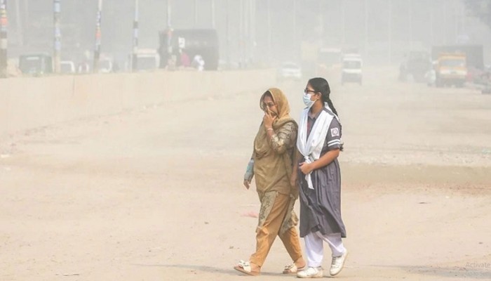 ​দূষিত বায়ুর শহরের তালিকায় দ্বিতীয় অবস্থানে ঢাকা