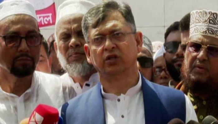 ​যারাই ষড়যন্ত্র করবে জনগণ তাদের প্রতিহত করবে: সালাহউদ্দিন