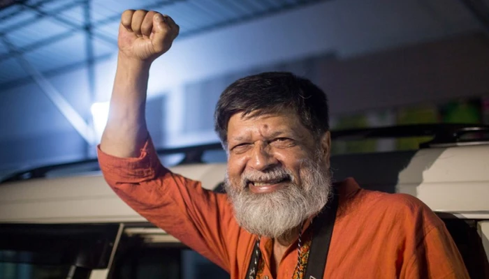 কারাগার থেকে মুক্ত শহিদুল আলম