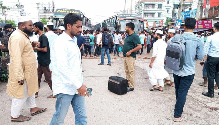 ময়মনসিংহ-ঢাকা রুটে বাস চলাচল অনির্দিষ্টকালের জন্য বন্ধ