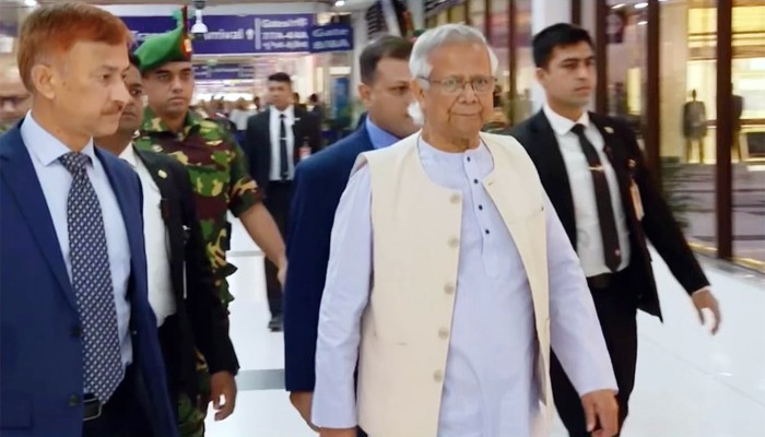 ​রোমের পথে প্রধান উপদেষ্টা