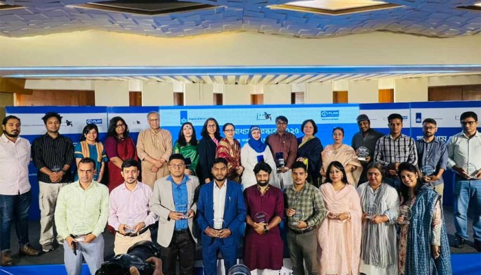 ​‘গণমাধ্যম পুরস্কার-২০২৫’ পেলেন ১৫ সাংবাদিক