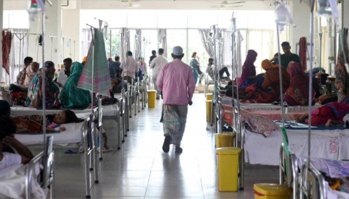 ডেঙ্গুতে আরও চারজনের মৃত্যু, হাসপাতালে ৭৫৮