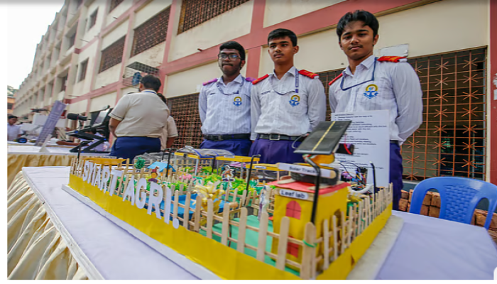 ​বিজ্ঞানমনস্ক হওয়ার প্রত্যয় নিয়ে খুলনায় বিজ্ঞান উৎসব