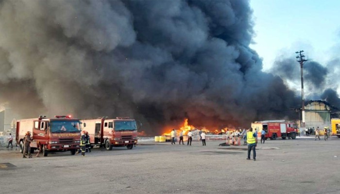 ​শাহজালালে ভয়াবহ আগুন, নিয়ন্ত্রণে ২৮ ইউনিট